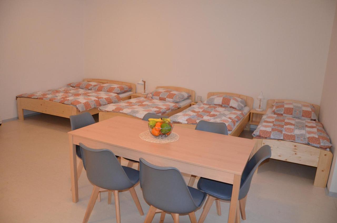 Apartmany Dalov Sternberk Exterior photo