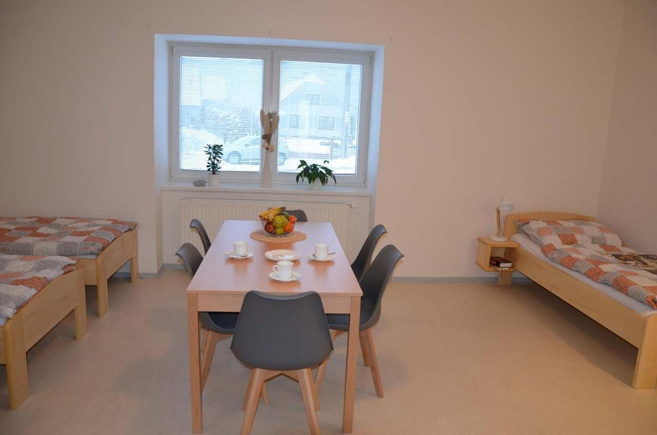 Apartmany Dalov Sternberk Exterior photo